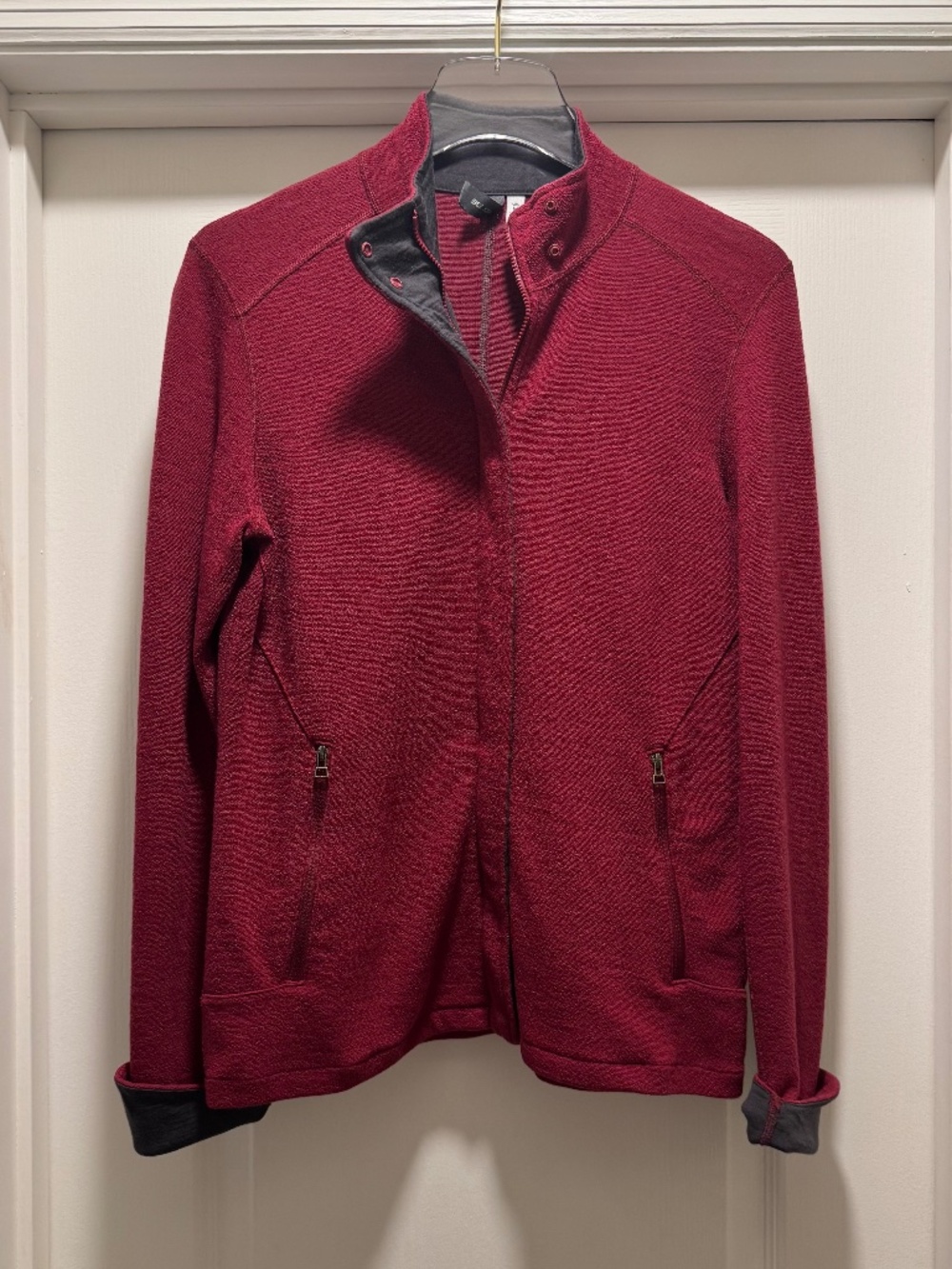 Ibex Women's Merino Wool Full-Zip Jacket – Burgundy – Size M
